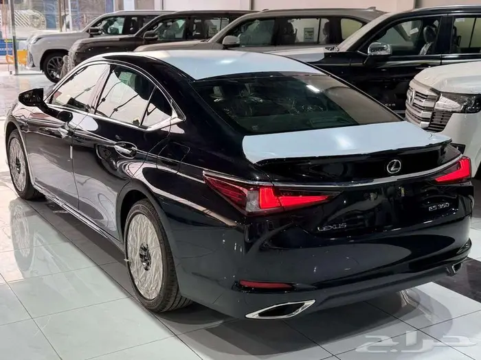 لكزس ES 350 استاندر مطور بريمي فتحة سقف 2025 اللون اسود 4