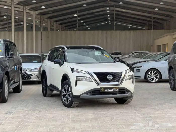 اكس تريل sv 2025 بلس كاش واقساط 1