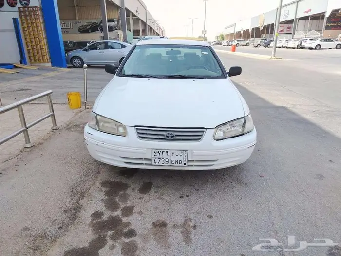 كامري ابيض 1999 محركات نظيف جير عادي زجاج كهرب نظيف 1