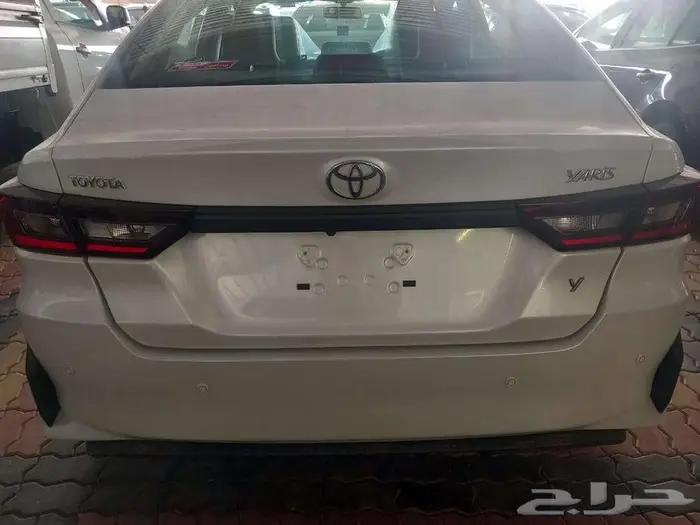 ياريس واى أبيض 2026 3