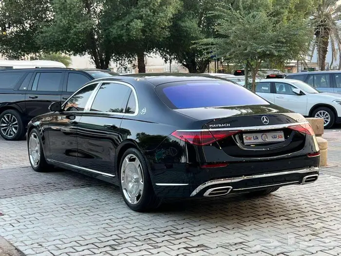 مرسيدس s680 مايباخ 2022 3