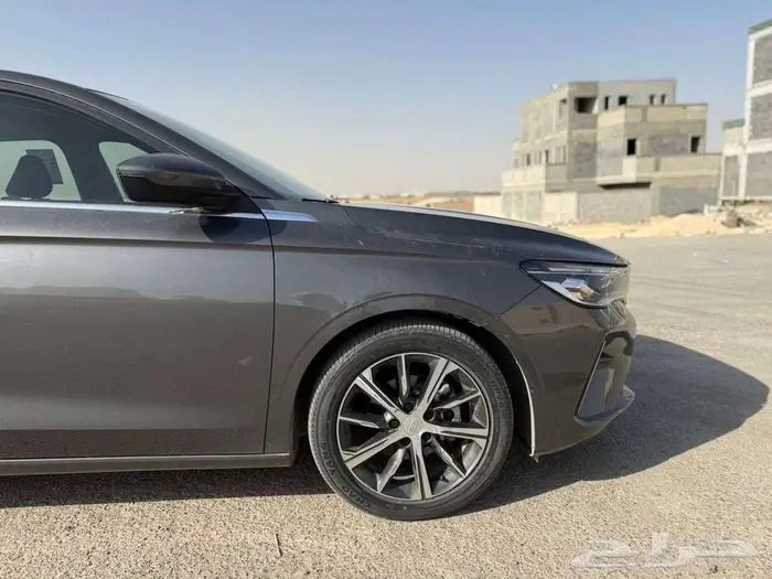 جيلي Emgrand 2023 فل 55 000 كم 4