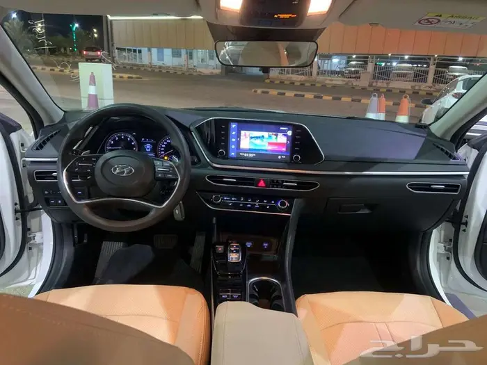 هيونداي سوناتا 2021 مستورد كوري بنزين شاشه كاميرا 2.0 13