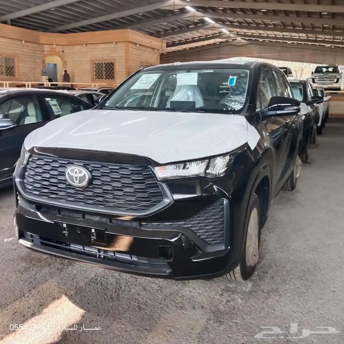 تويوتا انوفا GL بنزين 2024 3