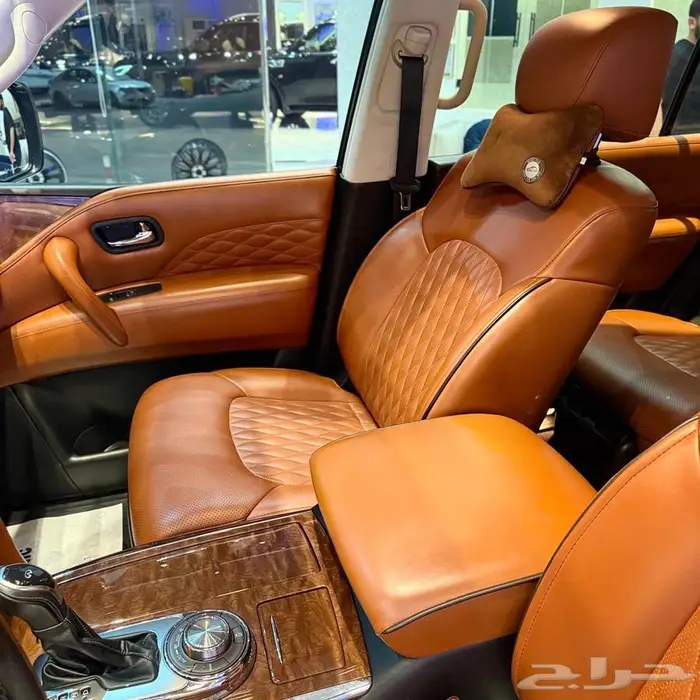 انفينتي Q80 29