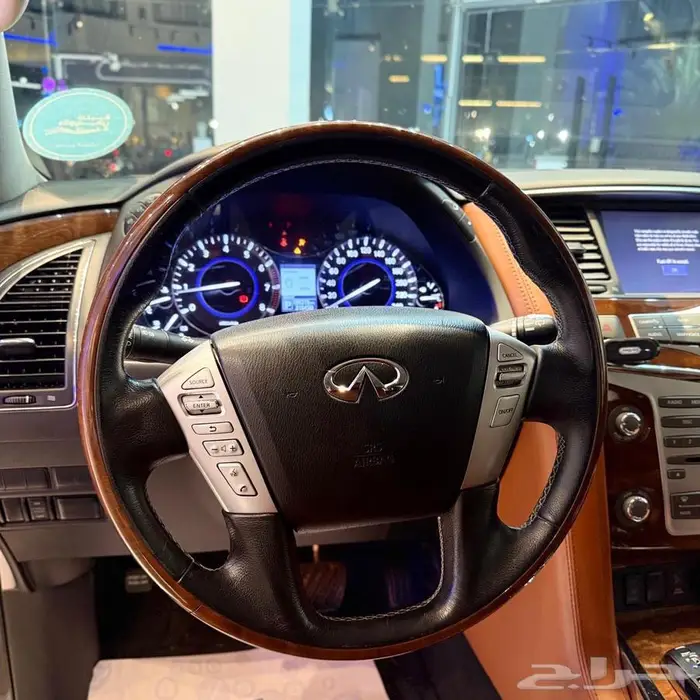 انفينتي Q80 7