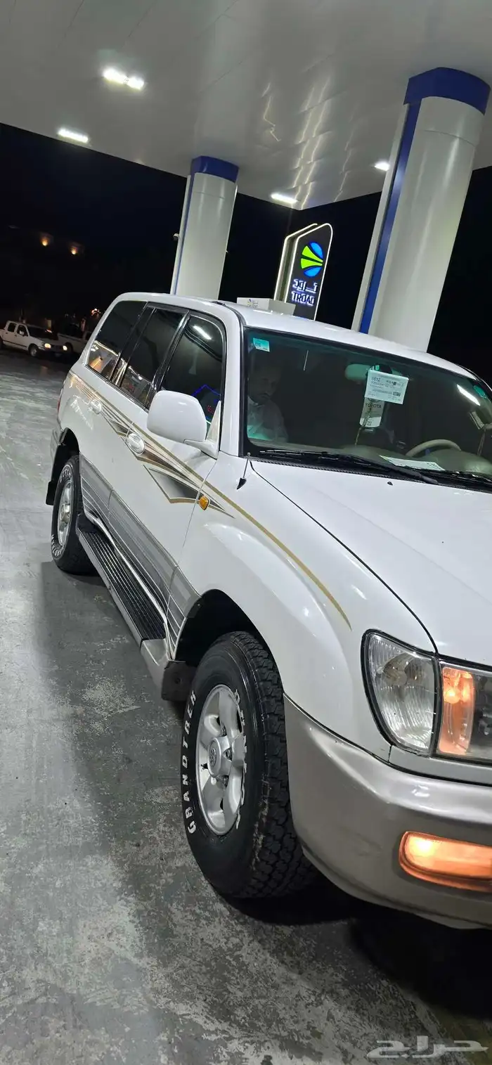 جيب صالون 2002 VXR 2