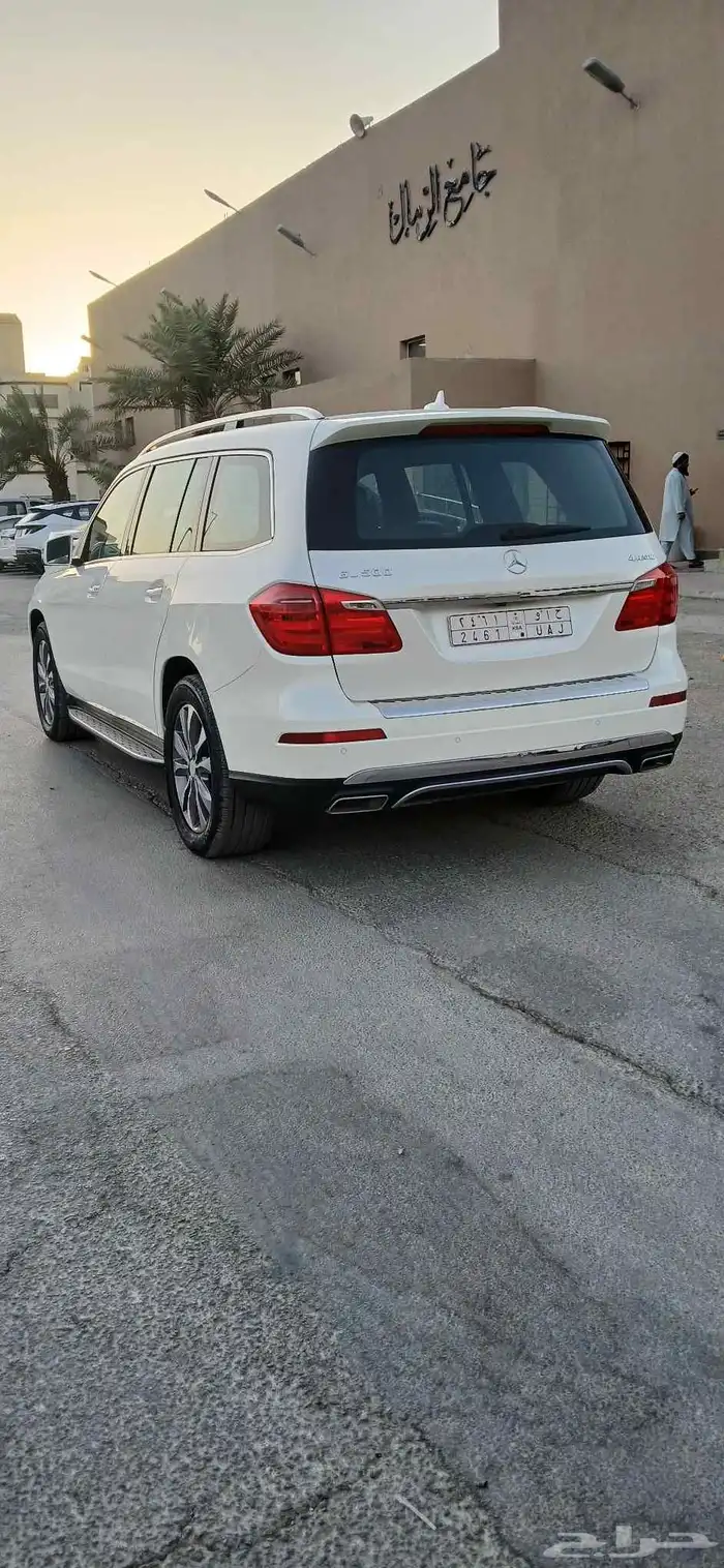 جيب مرسيدس GL 500 موديل 2013 6