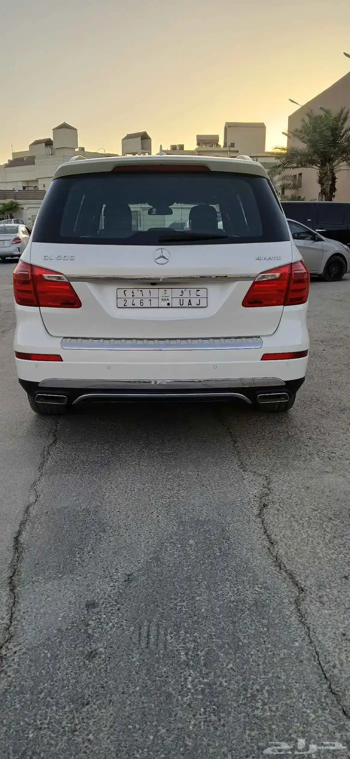 جيب مرسيدس GL 500 موديل 2013 7