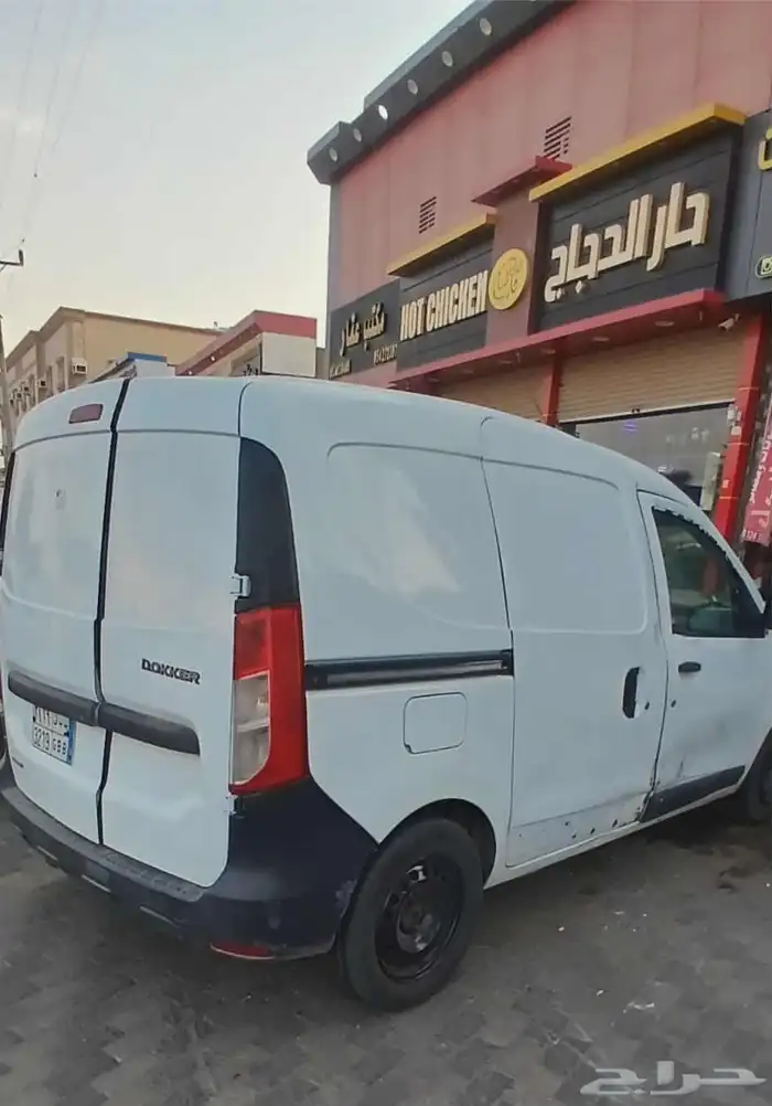 سيارة للبيع 1