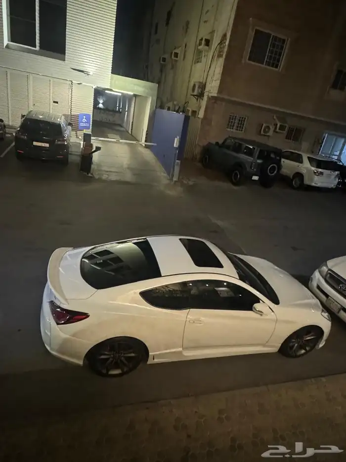Genesis coupe 3.8 جينيسيس كوبيه 2012 3