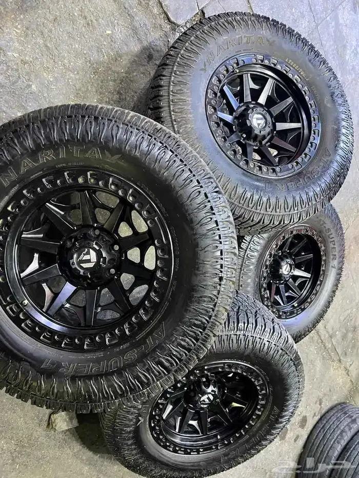 جنوط فيوال مع كفرات ربع حجري دعست كوماهو صيني 17 كل السيارة 1