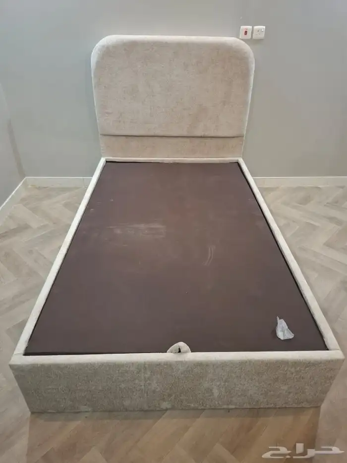 تفصيل حسب الطلبك 5