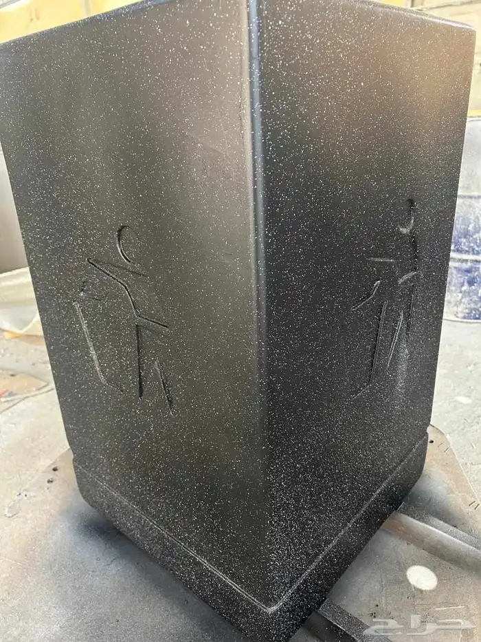 جلسات خارجية فيبر جلاس وسلة نفايات فيبر جلاس 3