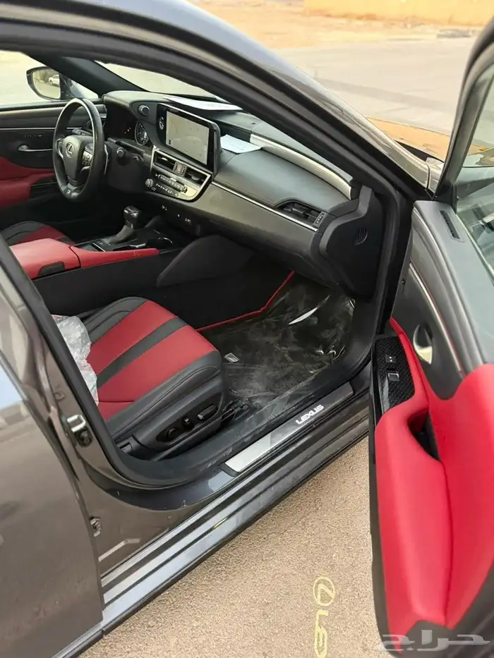 لكزس 2023 ES350 F Sport للبيع 10