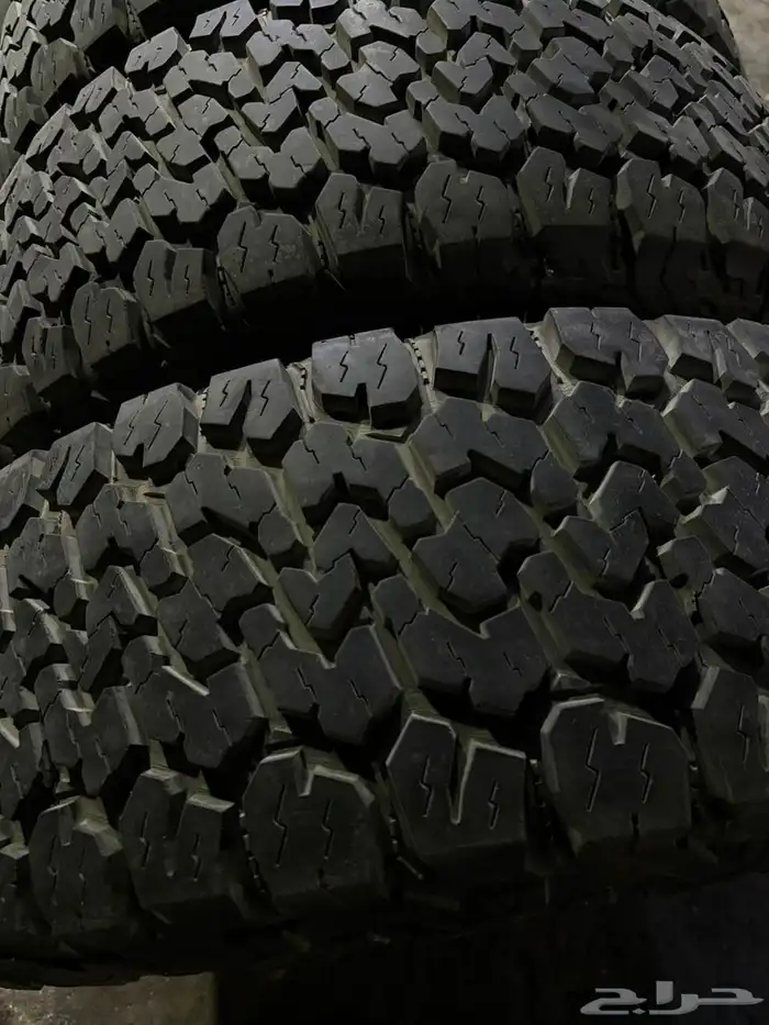 265 70 17 نصف حجري 1