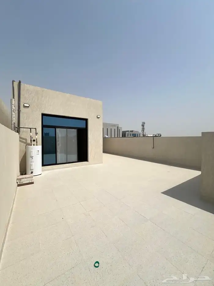 للبيع فيلا منفصله حي احد جديده بالدمام مخطط 71 ب 10