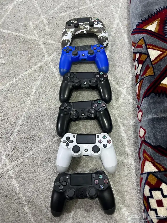 تم البيع تم البيع سوني 4 نظيفه جدا 2