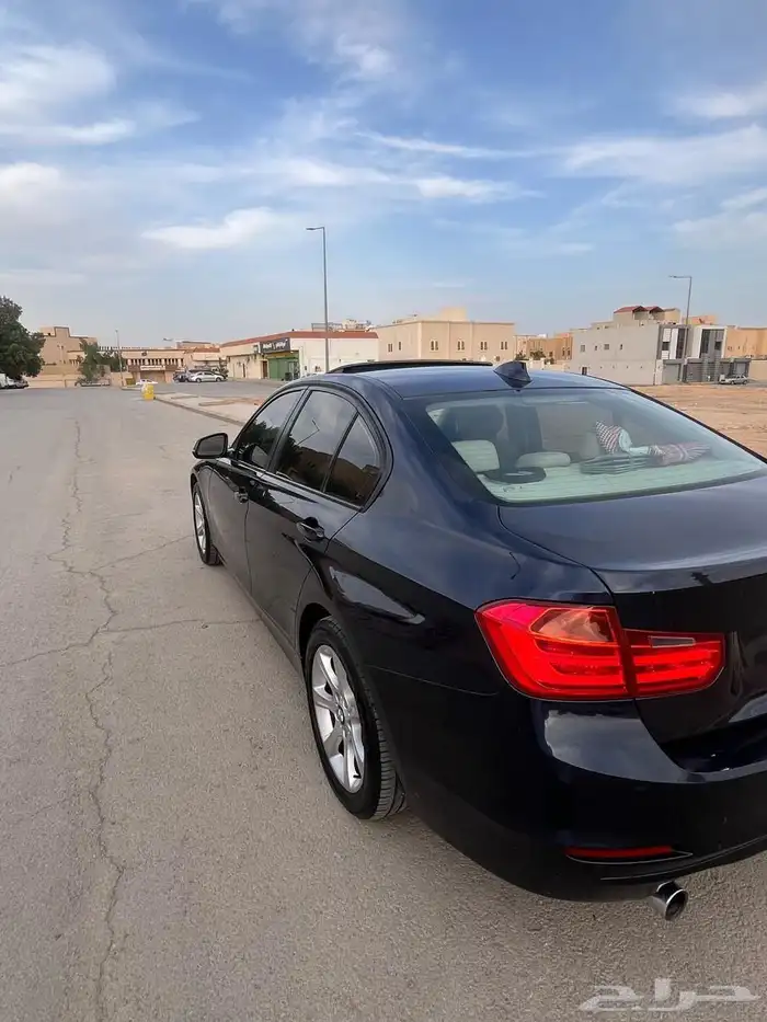 بي ام 320 2015 16
