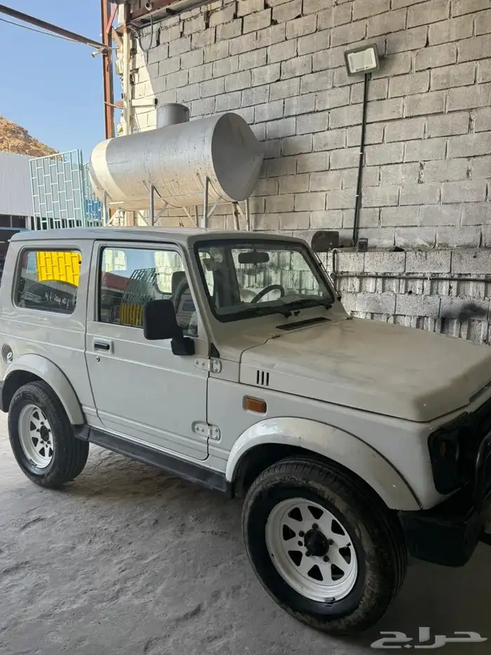 جيب سوزوكي ساموراي 0