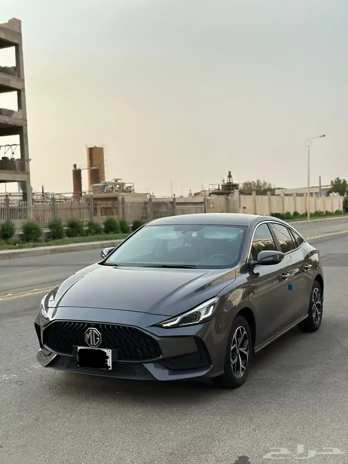 للبيع MG GT 2023 6