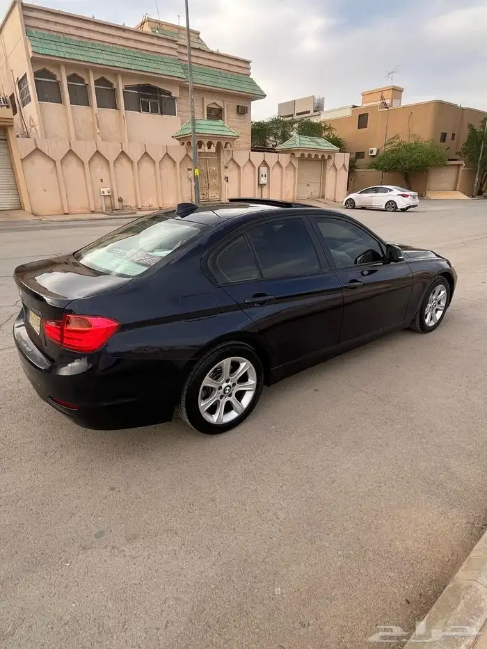 بي ام 320 2015 15