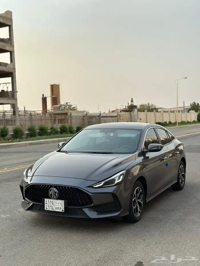 للبيع MG GT 2023 7