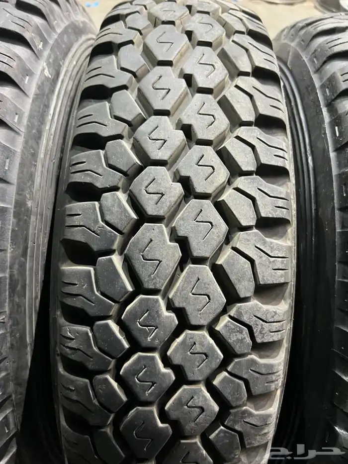 جنرط ديازل جيب لاند صيني مع كفرات دنلوب 235.85.16 ت22 3