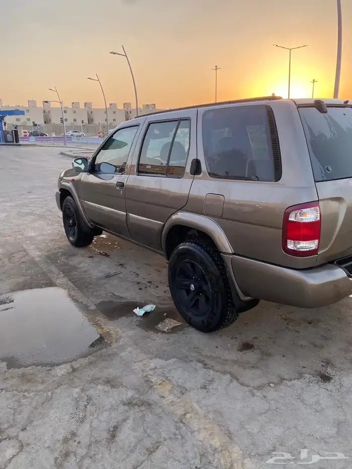 جيب باثفندر للبيع 2001 4