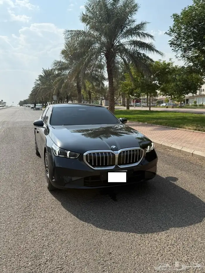 بي ام دبليو الفئة الخامسة BMW 520i 0