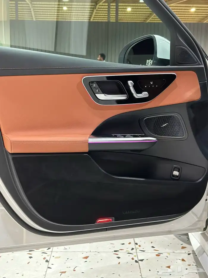 مرسيدس C300 AMG 2023 فل كامل . رصد الفخامة 24