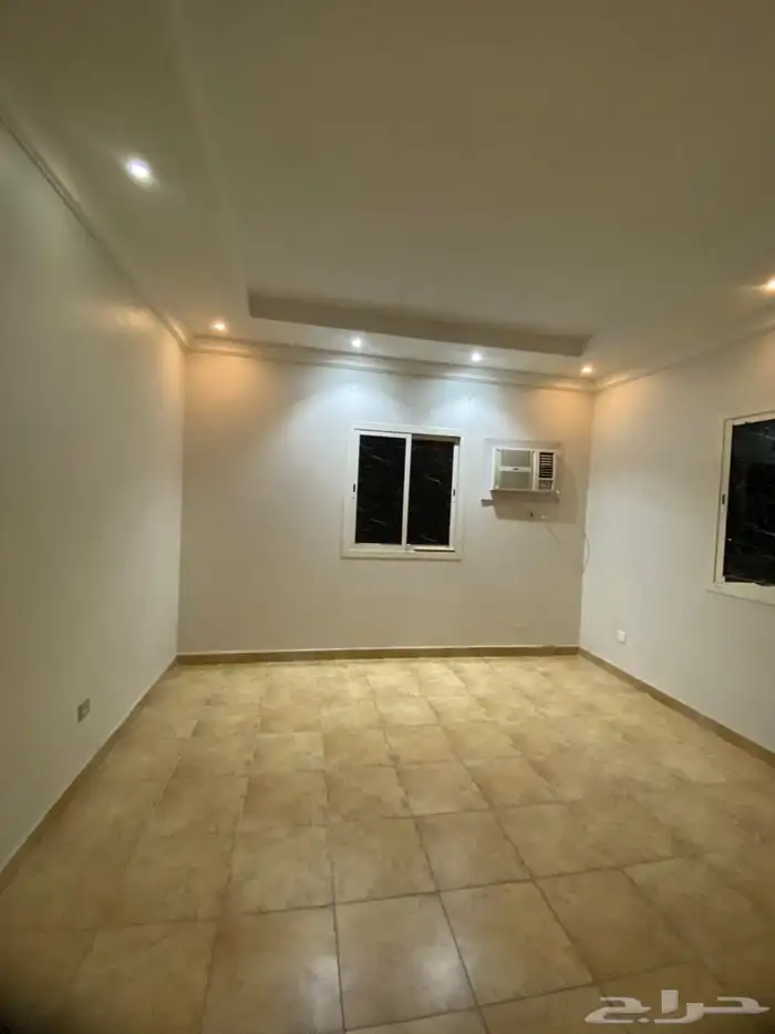 شقة سكنية للإيجار بحي الشاطئ الدمام 4