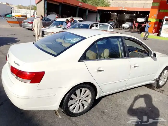 هونداي سوناتا 2011سوم 6900 ماكينه جير مكيف ممتاز 2