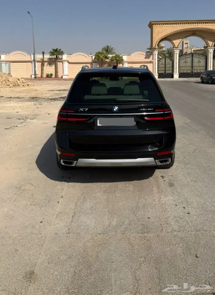 BMW x7 2024 1