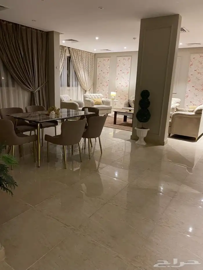 للبيع شقه الخبر حي الشبيلي الحمراء للبيع شقه دبلوكسيه 0