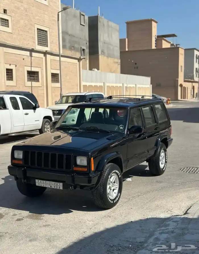 جيب شروكي 2000 1