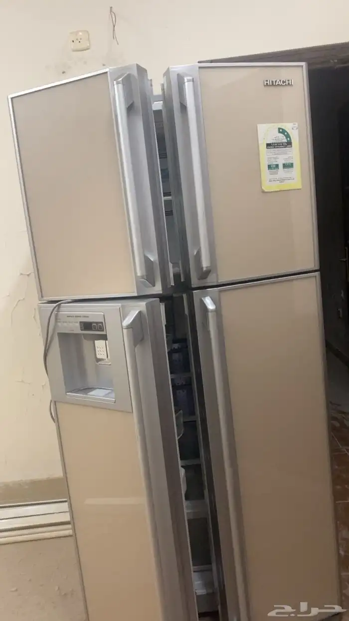 ثلاجة مع فريزر 2