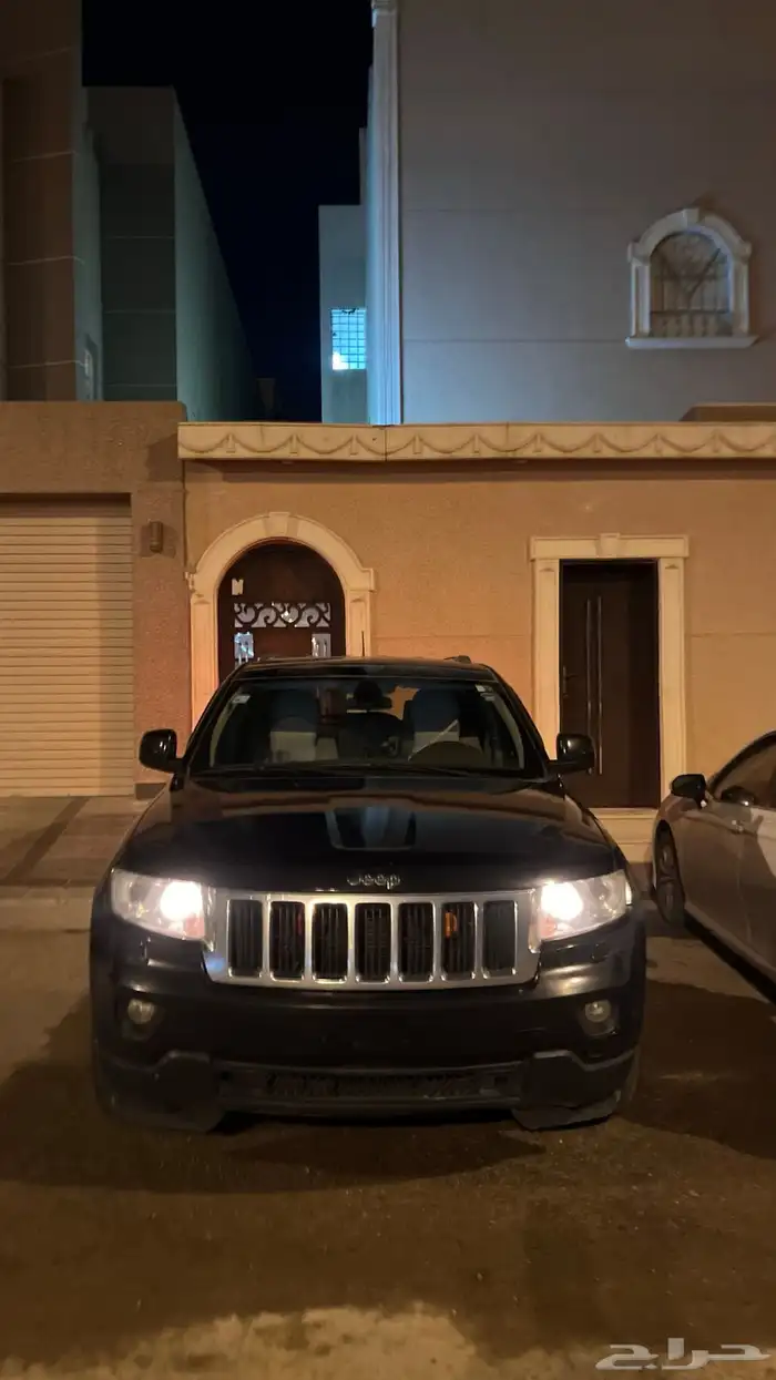 جراند شيروكي 2012 نظيف 8
