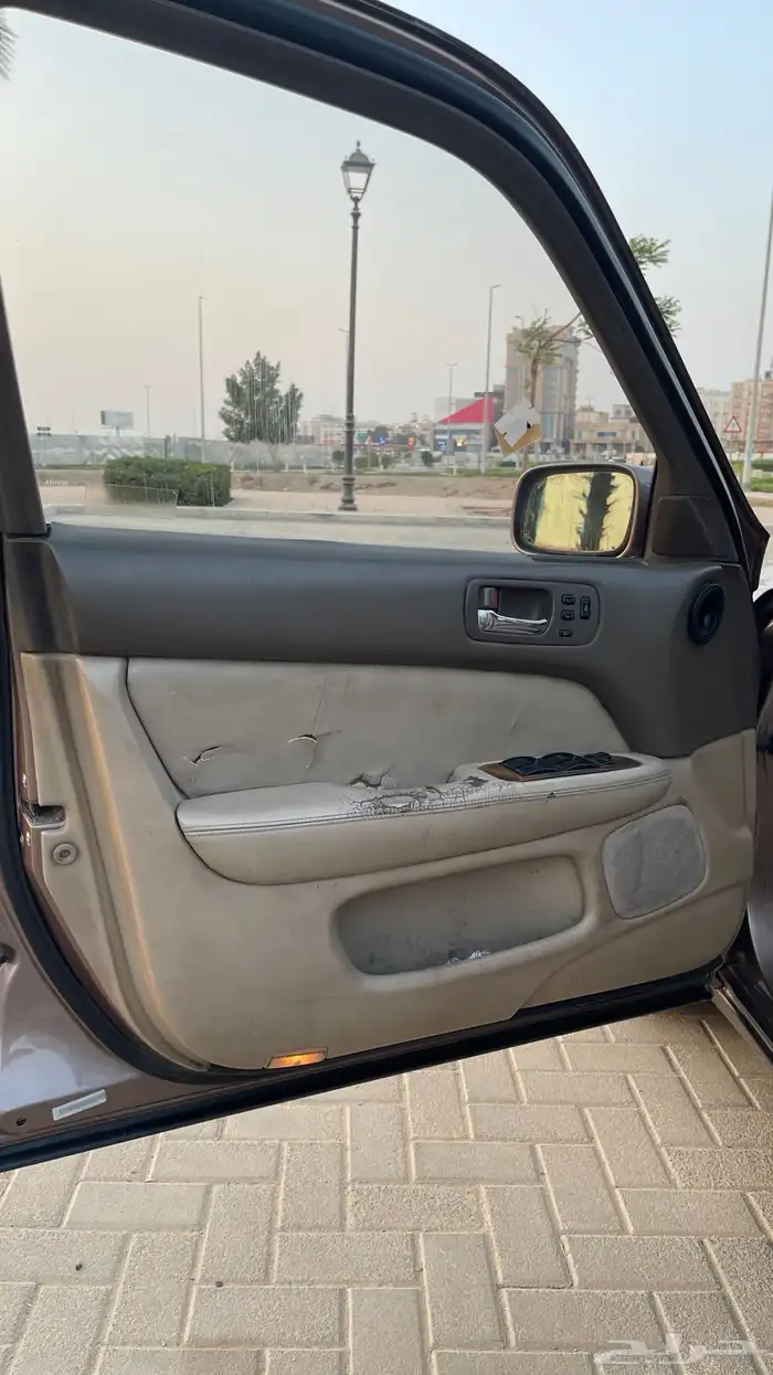 لكزس LS400 96 34