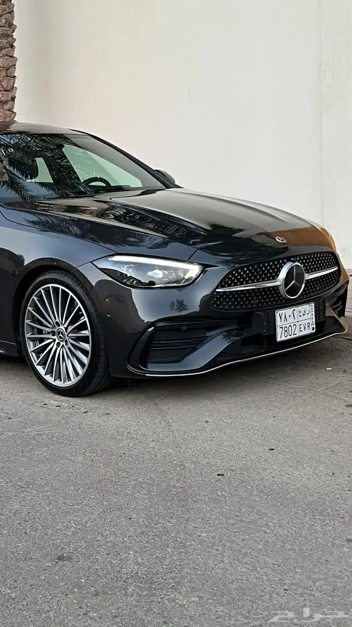 مرسيدس C300 موديل 2023 عداد 10 آلاف كيلو بحالة المصنع 18