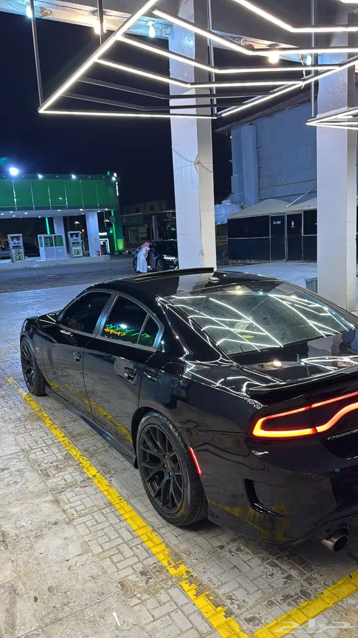 دوج تشارجر 2017 RT 10