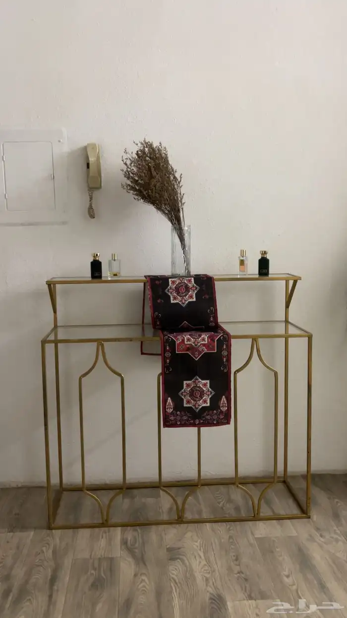 طاولات ومدخل للبيع وستاير وطاوله 3