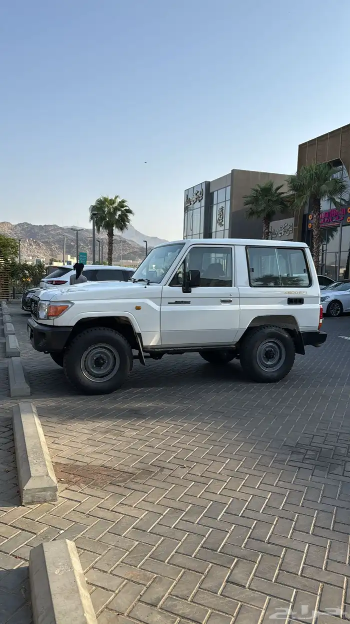 جيب ربع 2008 بوليسي 0