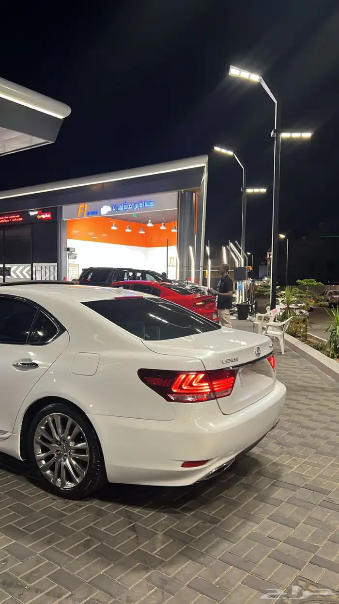 لكزس LS460 14