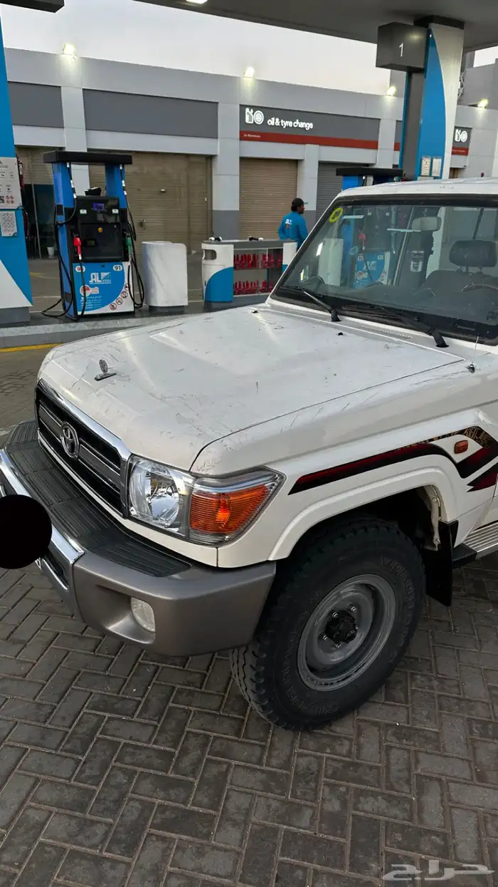 للبيع جيب ربع 2015 نظيف ممشى 191 حقيقي 3