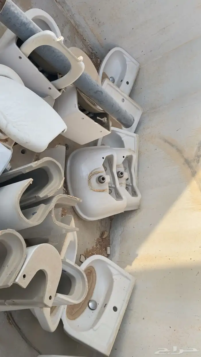 ادوات صحيه مغاسل وكراسي دورات مياه افرنجي 0