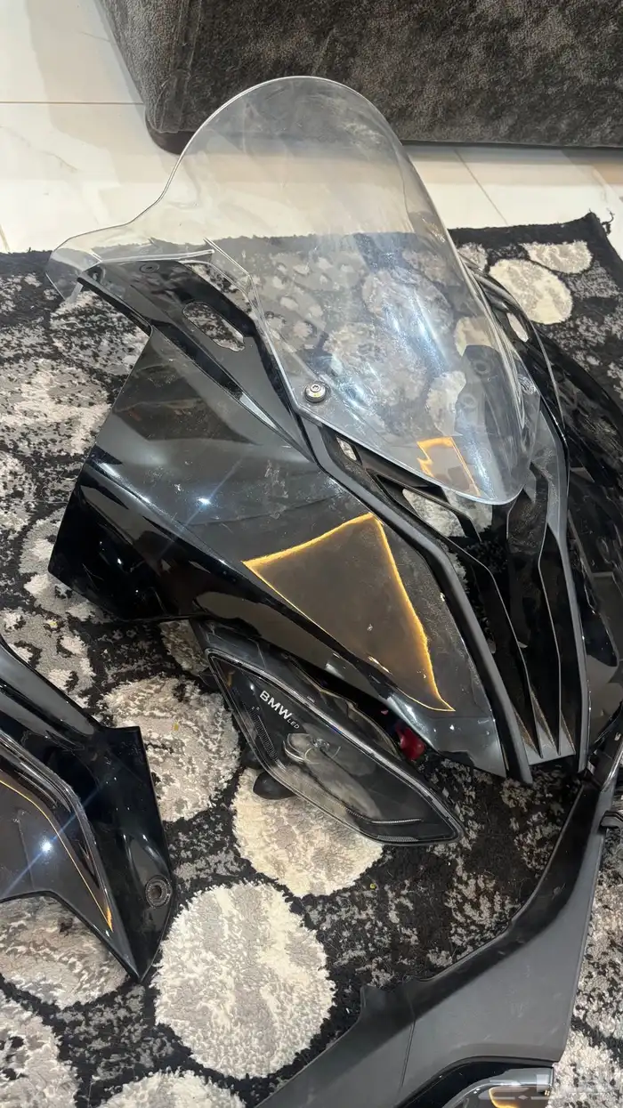 قطع دباب s1000 RR 3