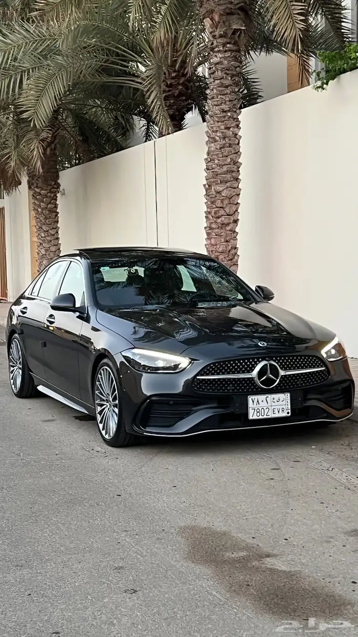 مرسيدس C300 موديل 2023 عداد 10 آلاف كيلو بحالة المصنع 10