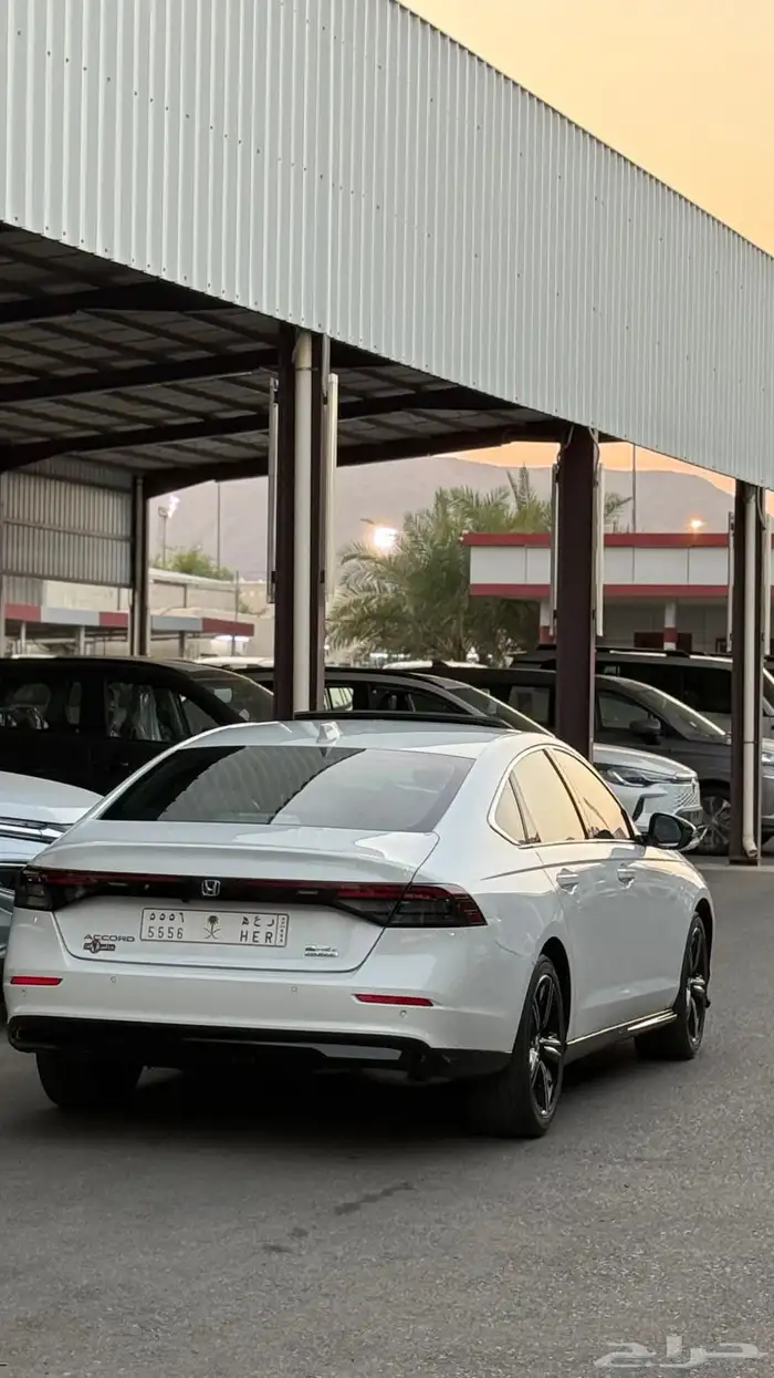 هوندا اكورد 2023 هايبرد EX-L فل كامل عداد 34 الف 5