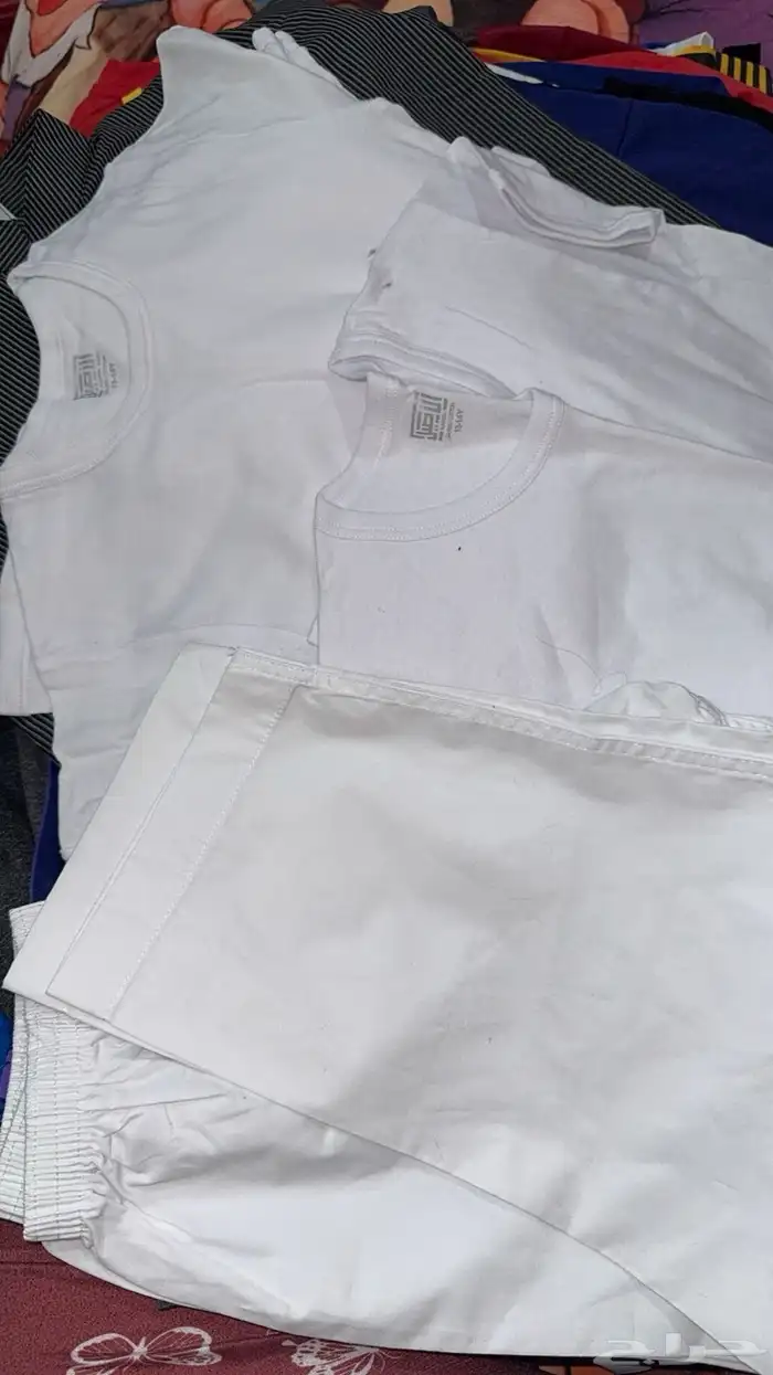 ملابس رياضة أصلية جديدة garage sale 83